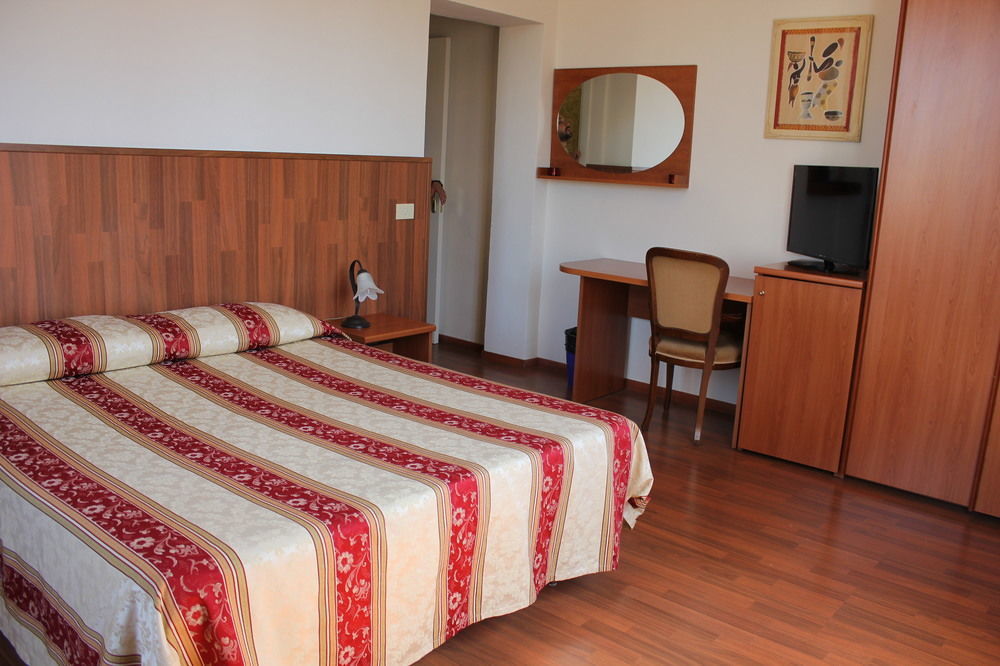 Sole E Luna Bed & Breakfast 2*